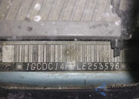 1990 Chevrolet Gmt-400 C1500 из США, поврежденный, VIN 1GCDC14H9LE253596